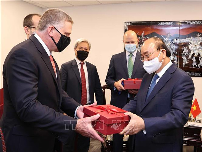 越南国家主席阮春福会见美国领先能源企业领导 ảnh 2 越南国家主席阮春福会见美国领先能源企业领导 ảnh 2