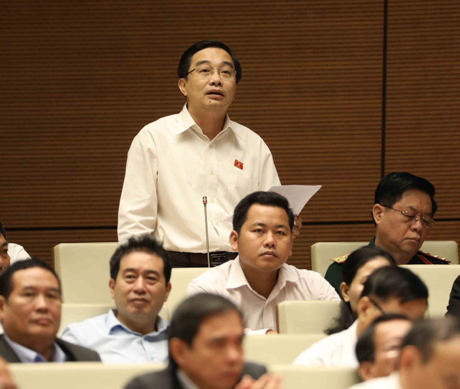 越南第十四届国会第四次会议:庞大臃肿的行政机构给国家财政造成巨大负担 ảnh 2 越南第十四届国会第四次会议:庞大臃肿的行政机构给国家财政造成巨大负担 ảnh 2