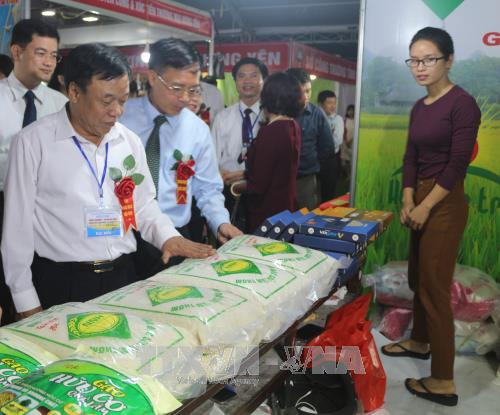 2017年河南省—红河平原地区工贸展销会在河南省开展 ảnh 2 2017年河南省—红河平原地区工贸展销会在河南省开展 ảnh 2