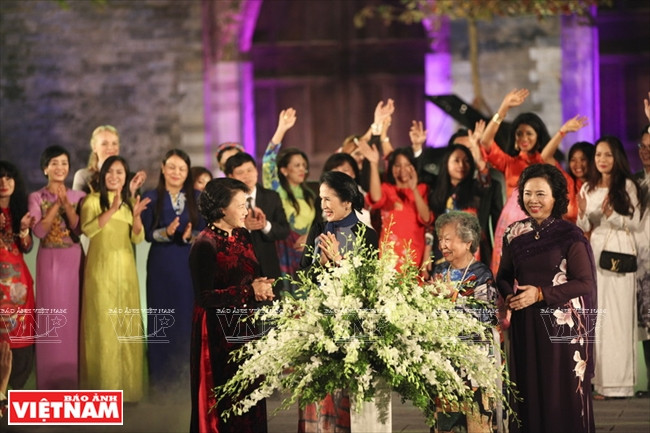 越南奥黛精华（组图） ảnh 1