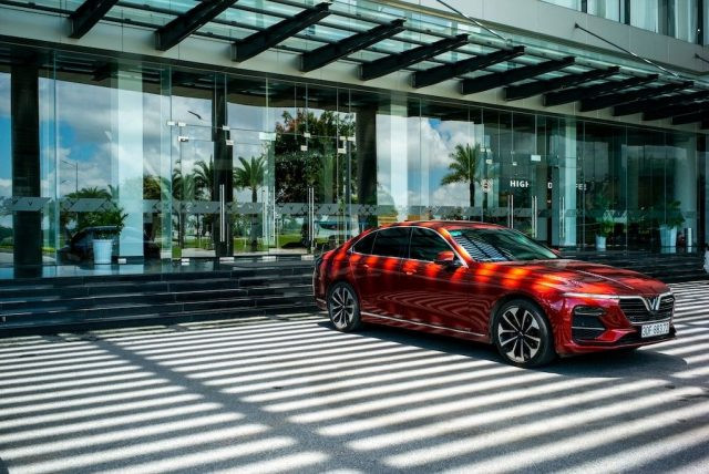 VinFast宣布正式停止燃油车制造业务 ảnh 1