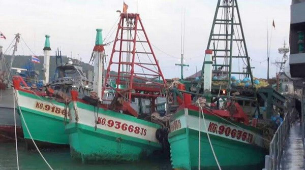 泰国海军再次扣留越南三艘载有33名渔民的渔船 ảnh 1 泰国海军再次扣留越南三艘载有33名渔民的渔船 ảnh 1