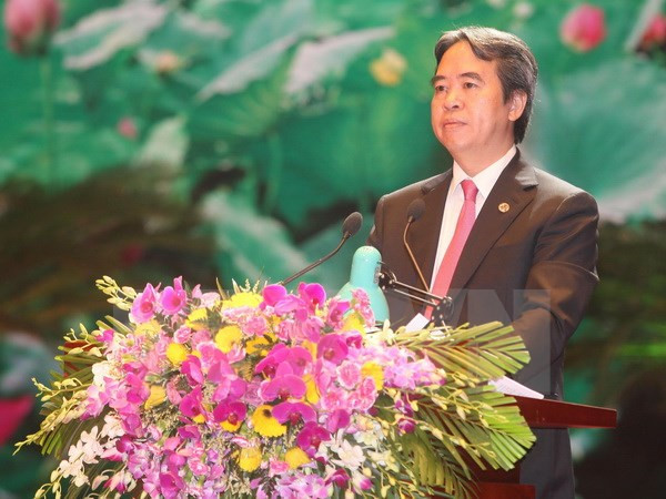 阮文平同志担任越共中央经济部部长 ảnh 1 阮文平同志担任越共中央经济部部长 ảnh 1