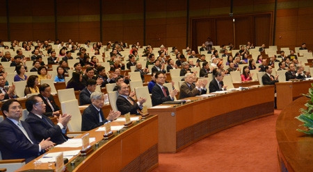 社论:胜利实现党和国会的各项决议 ảnh 1 社论:胜利实现党和国会的各项决议 ảnh 1