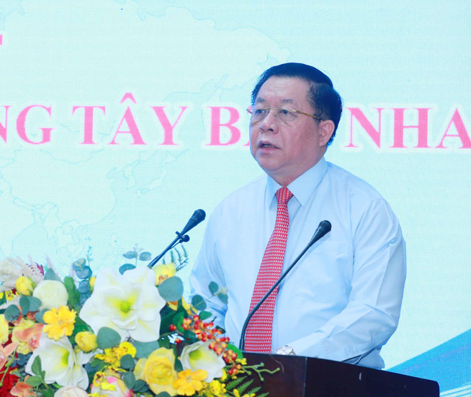 《越共电子报》俄语和西班牙语版正式开通 ảnh 2 《越共电子报》俄语和西班牙语版正式开通 ảnh 2