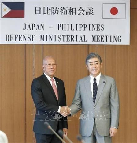 日本与菲律宾承诺推动防务合作 ảnh 1 日本与菲律宾承诺推动防务合作 ảnh 1