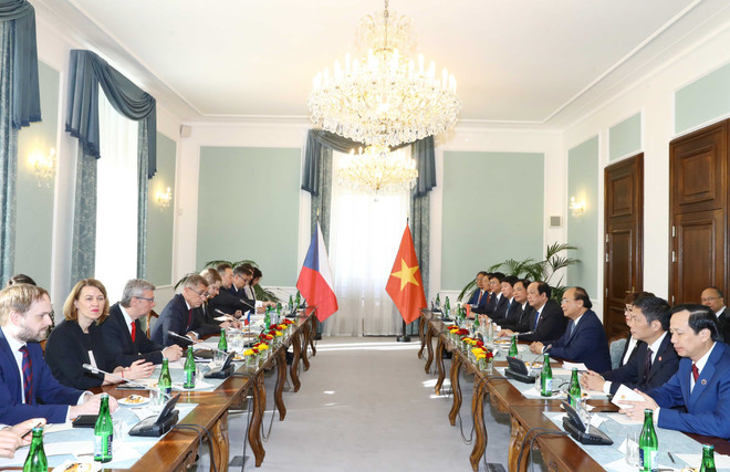 捷克共和国总理主持仪式 欢迎越南政府总理阮春福访问 ảnh 3