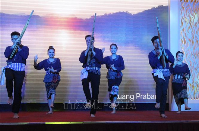 在越学习的老柬大学生成为深化三国关系的重要因素 ảnh 1