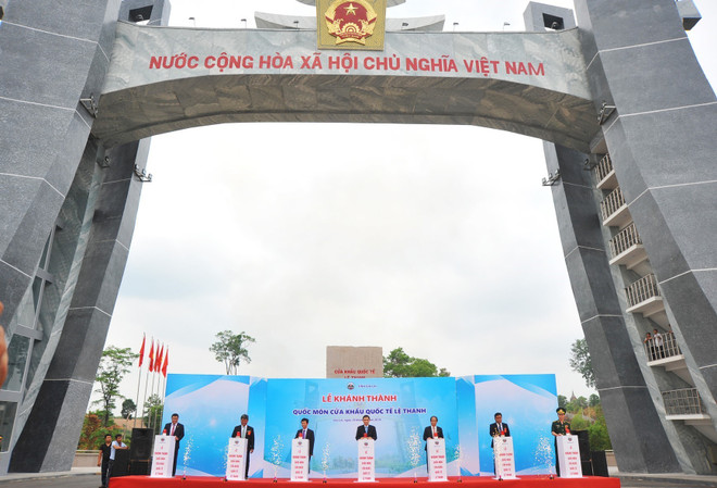 嘉莱省德机县丽清国际口岸正式开通 助力外交活动与贸易往来 ảnh 1 嘉莱省德机县丽清国际口岸正式开通 助力外交活动与贸易往来 ảnh 1