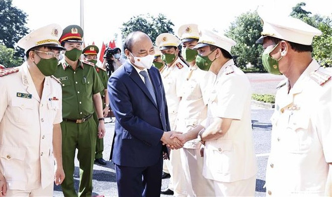 越南国家主席阮春福:切实做到不错放一人、不漏赦一人 ảnh 1 越南国家主席阮春福:切实做到不错放一人、不漏赦一人 ảnh 1