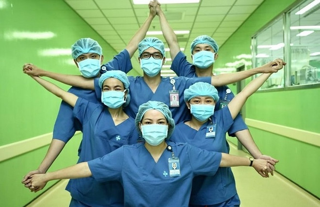 越南以仁爱之心团结一条心 奋力战疫情 ảnh 1 越南以仁爱之心团结一条心 奋力战疫情 ảnh 1