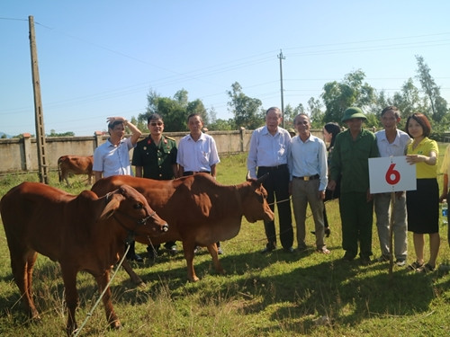 纪念越南橙毒剂灾难60周年：携手克服越战遗留化学毒剂的后果 ảnh 3