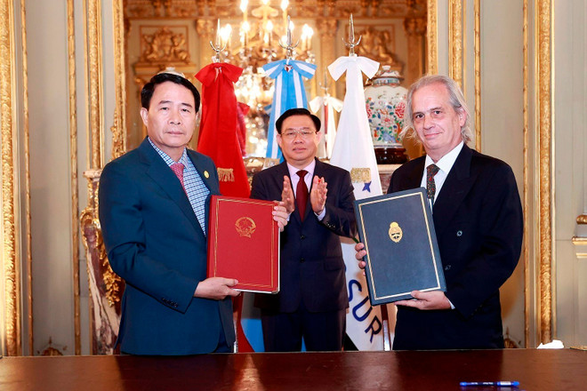 越南与古巴、阿根廷和乌拉圭三国关系的新里程碑 ảnh 3 越南与古巴、阿根廷和乌拉圭三国关系的新里程碑 ảnh 3