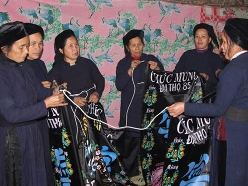 岱依族祝寿礼仪 ảnh 3