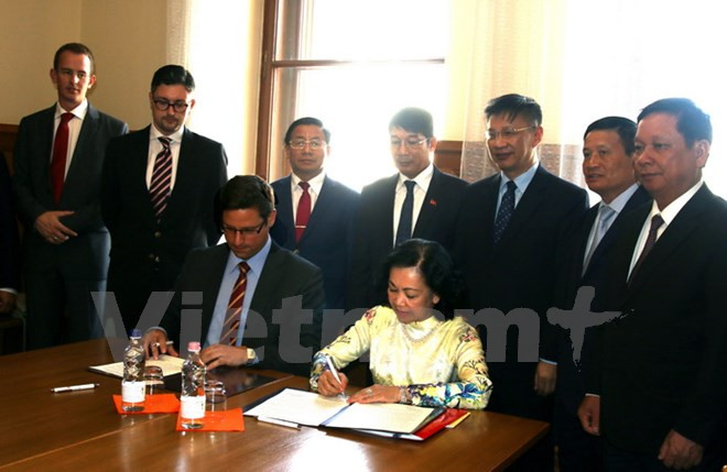 匈牙利将越南视为其在东南亚地区最重要的伙伴 ảnh 1