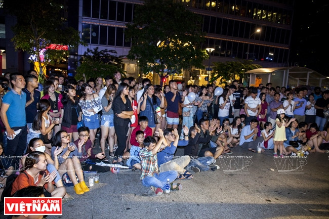 胡志明市街头表演秀 ảnh 6