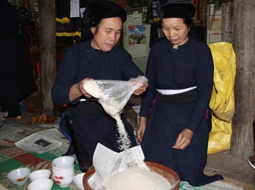 岱依族祝寿礼仪 ảnh 2