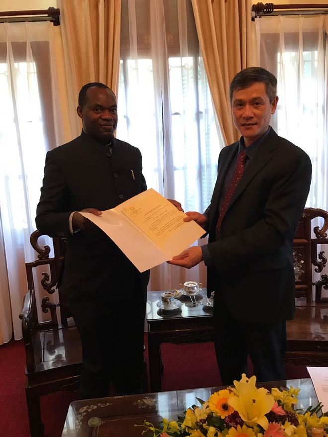 乌干达希望推动与越南的合作关系 ảnh 1