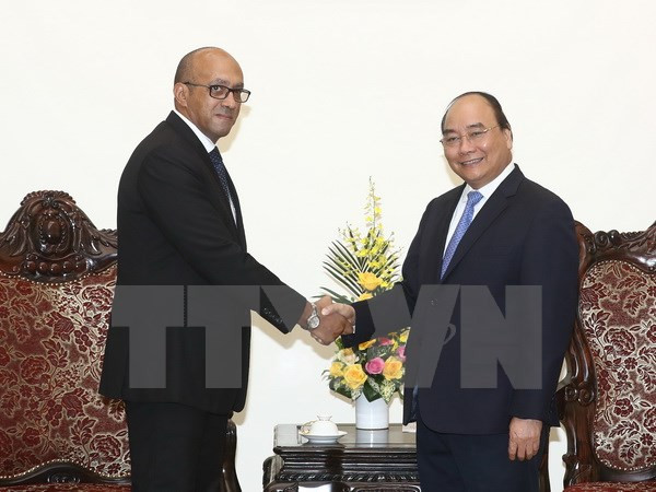 阮春福总理会见古巴驻越大使 ảnh 1 阮春福总理会见古巴驻越大使 ảnh 1