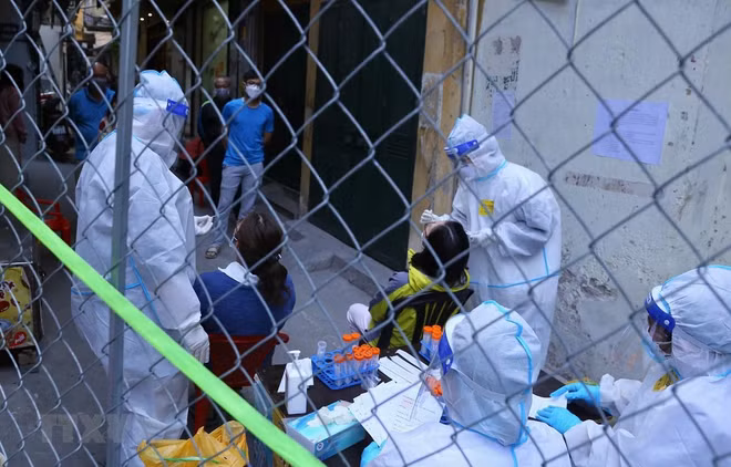 12月7日越南新增确诊病例13840例 新增死亡病例217例 ảnh 1 12月7日越南新增确诊病例13840例 新增死亡病例217例 ảnh 1