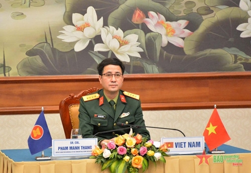 越南人民海军012-李太祖号舰参加东盟-俄罗斯海军演习 ảnh 1