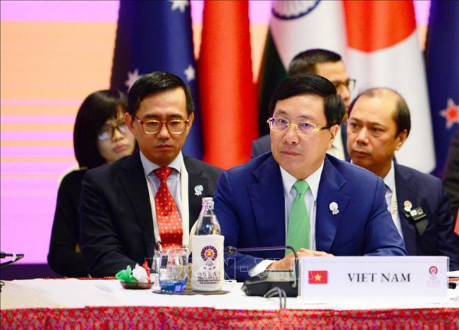 范平明出席东亚峰会外长会 阐述越南对东海问题的立场 ảnh 1 范平明出席东亚峰会外长会 阐述越南对东海问题的立场 ảnh 1