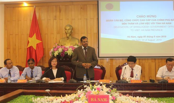 孟加拉国高级干部代表团了解越南河南省投资促进工作的经验 ảnh 2 孟加拉国高级干部代表团了解越南河南省投资促进工作的经验 ảnh 2