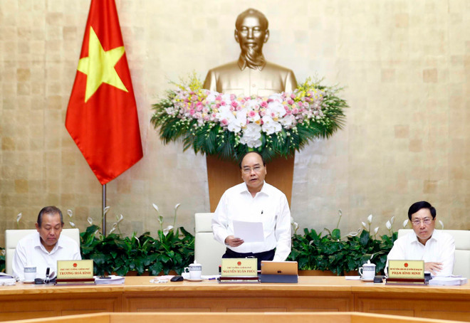 越南政府总理阮春福:本着及时高效的方针开展灾后重建工作 ảnh 1 越南政府总理阮春福:本着及时高效的方针开展灾后重建工作 ảnh 1