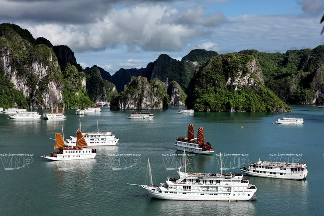 下龙湾游船之旅 ảnh 2