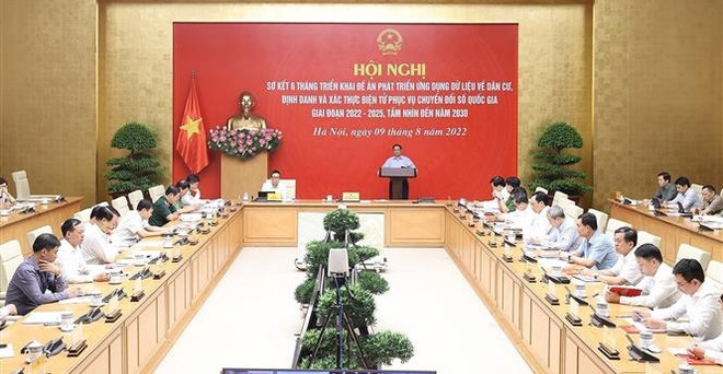 越南政府总理主持有关人口数据库提案总结全国视频会议 ảnh 1 越南政府总理主持有关人口数据库提案总结全国视频会议 ảnh 1