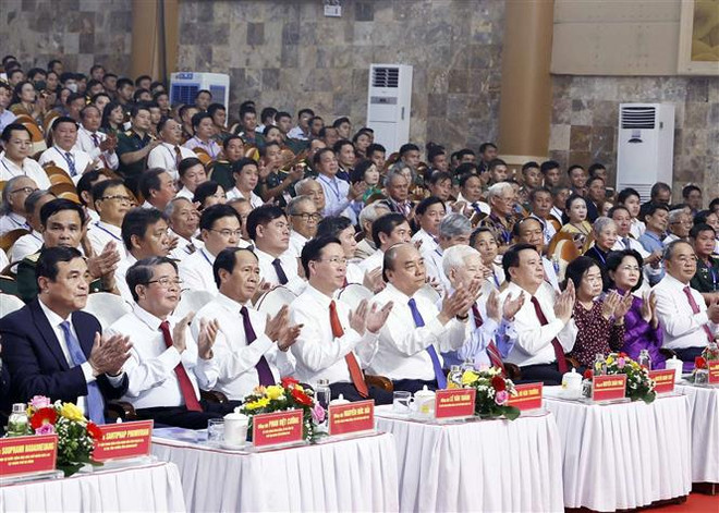 越南国务委员会主席武志公诞辰110周年纪念仪式隆重举行 ảnh 1