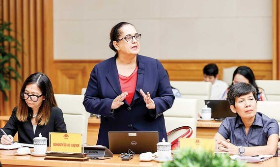 加倍决心努力控制通胀和稳定宏观经济 ảnh 1 加倍决心努力控制通胀和稳定宏观经济 ảnh 1