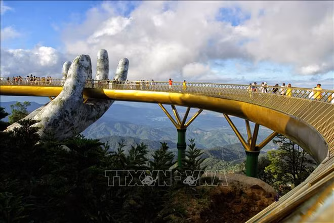 越南国内旅游强劲复苏 ảnh 1