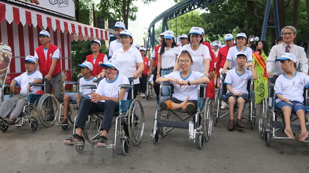 共同携手抚平橙剂受害者之痛 ảnh 1 共同携手抚平橙剂受害者之痛 ảnh 1