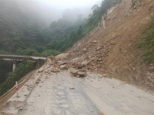中部地区暴雨洪水造成5人死亡 ảnh 2 中部地区暴雨洪水造成5人死亡 ảnh 2