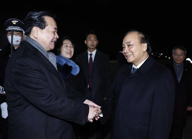 越南国家主席阮春福圆满结束对韩访问 ảnh 1 越南国家主席阮春福圆满结束对韩访问 ảnh 1