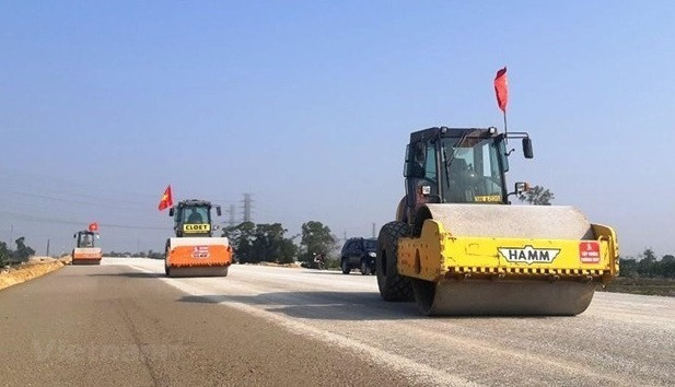 公共投资是促进经济增长的因素 ảnh 2