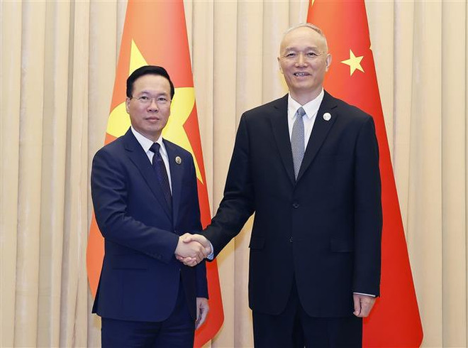 越南国家主席武文赏会见中共中央书记处书记蔡奇 ảnh 1 越南国家主席武文赏会见中共中央书记处书记蔡奇 ảnh 1