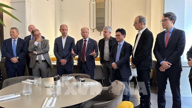 越南的投资贸易环境深受外商的青睐 ảnh 2 越南的投资贸易环境深受外商的青睐 ảnh 2