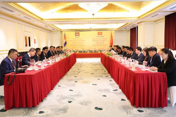 越柬协调联动 预防打击非法出入境犯罪 ảnh 1 越柬协调联动 预防打击非法出入境犯罪 ảnh 1