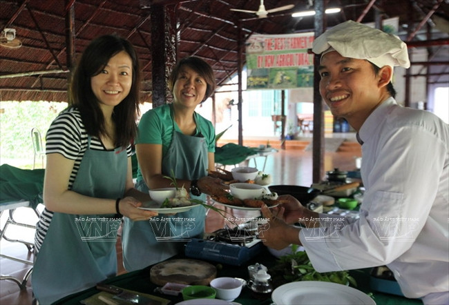 老外学当越南农民 ảnh 11