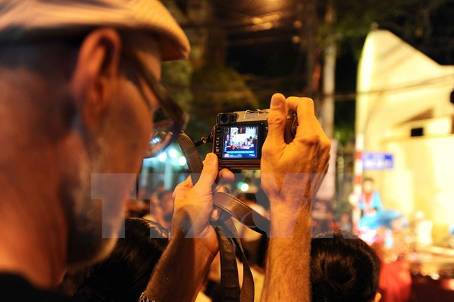  2016年河内市力争实现年接待国际游客量达380万人次 ảnh 1