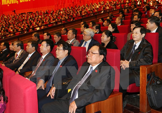越南共产党第十二次全国代表大会第四天的新闻公报 ảnh 1 越南共产党第十二次全国代表大会第四天的新闻公报 ảnh 1