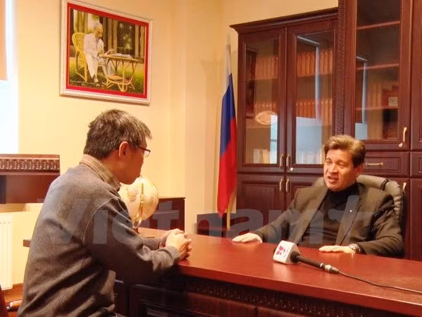 越共十二大：旅俄越侨关注越共十二大 ảnh 3