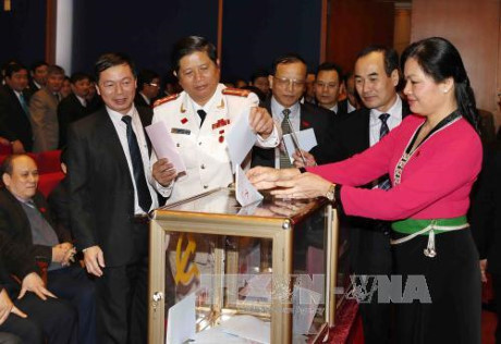 越共十二大:重视党员干部队伍建设工作 ảnh 1 越共十二大:重视党员干部队伍建设工作 ảnh 1