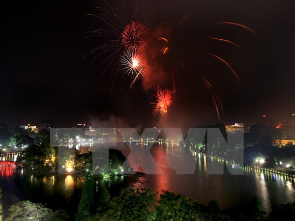 河内市将在30个地点放烟花喜迎2016年猴年 ảnh 1
