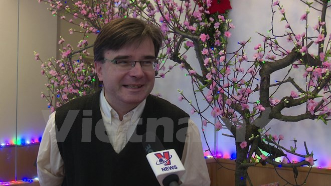 越共十二大:外国政界人士和媒体记者称越南革新事业一定取得新成就 ảnh 4 越共十二大:外国政界人士和媒体记者称越南革新事业一定取得新成就 ảnh 4