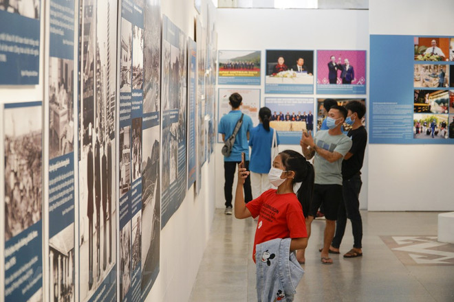 组图:越南特殊摄影展颇受观众的青睐 ảnh 3 组图:越南特殊摄影展颇受观众的青睐 ảnh 3