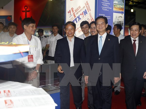越南70周年经济社会成就展展出一个面貌日新月异的越南 ảnh 3 越南70周年经济社会成就展展出一个面貌日新月异的越南 ảnh 3