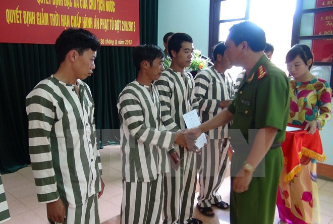 特赦体现越南国家人道政策的优越性 ảnh 1 特赦体现越南国家人道政策的优越性 ảnh 1